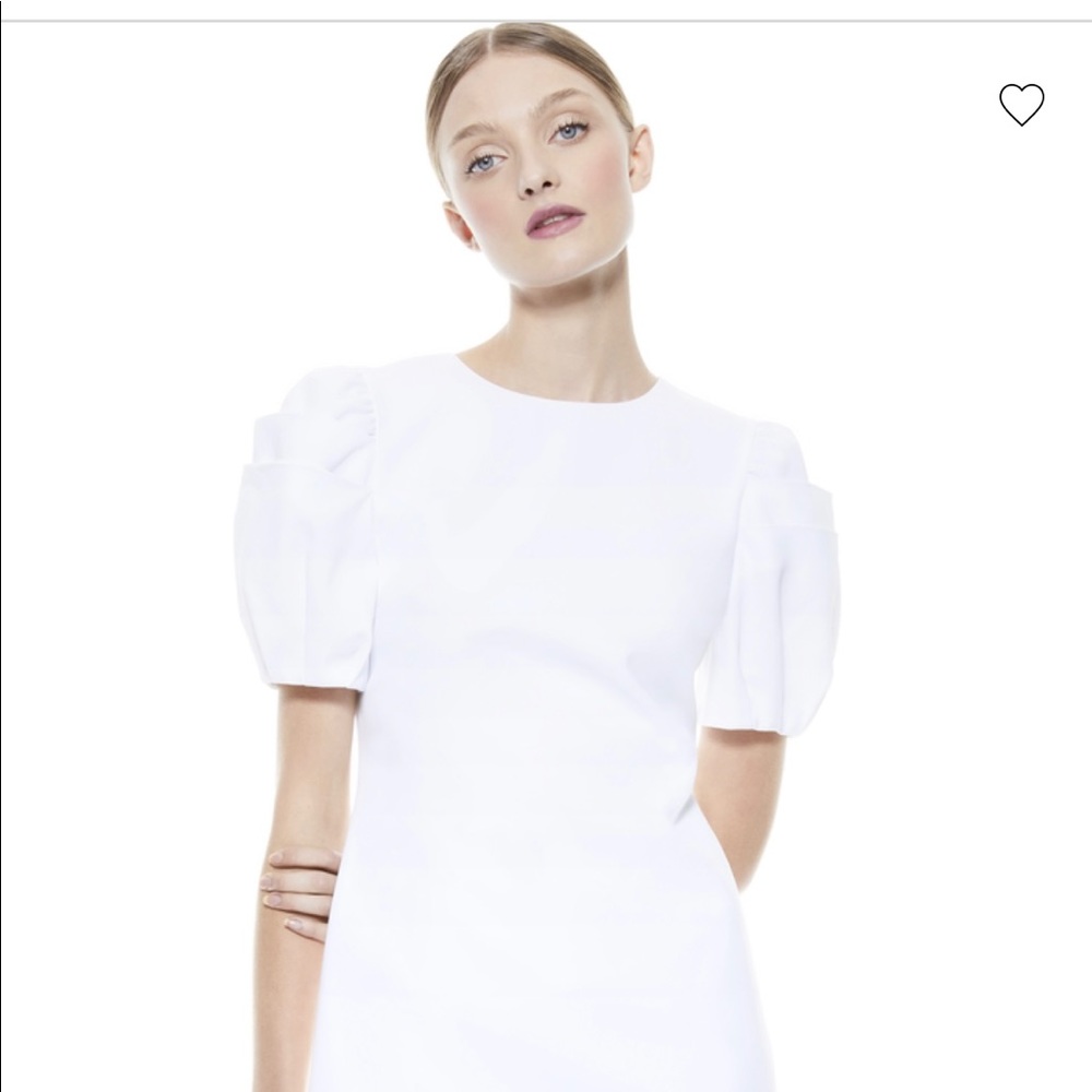Alice and Olivia white crepe dress with zipper back and puff sleeves